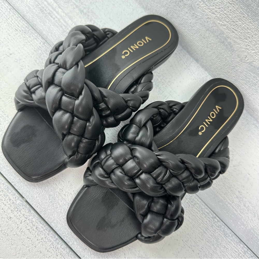Vionic Kalina Sandal in Black Women’s 8.5